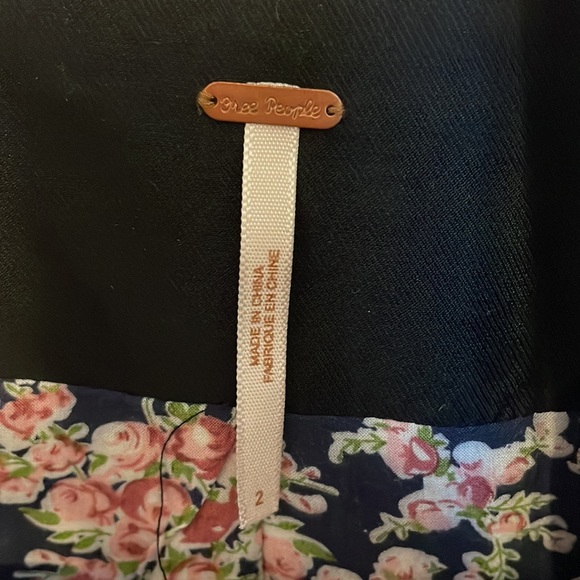 Free People Black Cropped Asymmetrical Jacket, Size 2 - Picture 8 of 9